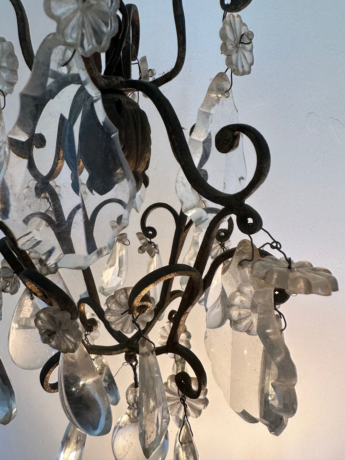 Chandelier in Pampilles Louis XV style
