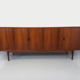 Vintage Scandinavian enfilade by Danish designer Arne Vodder in rosewood.