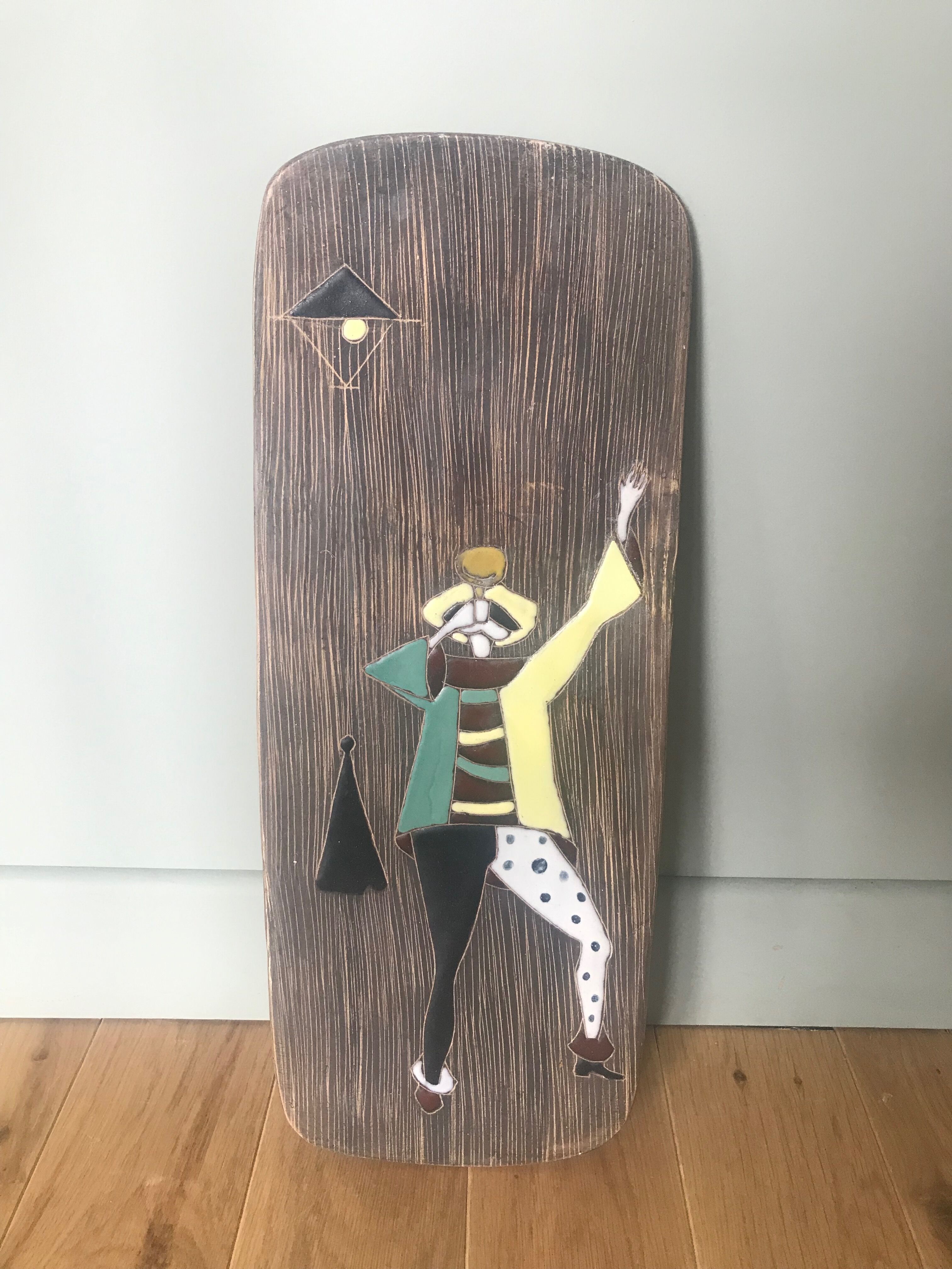 Vintage ceramic dishes