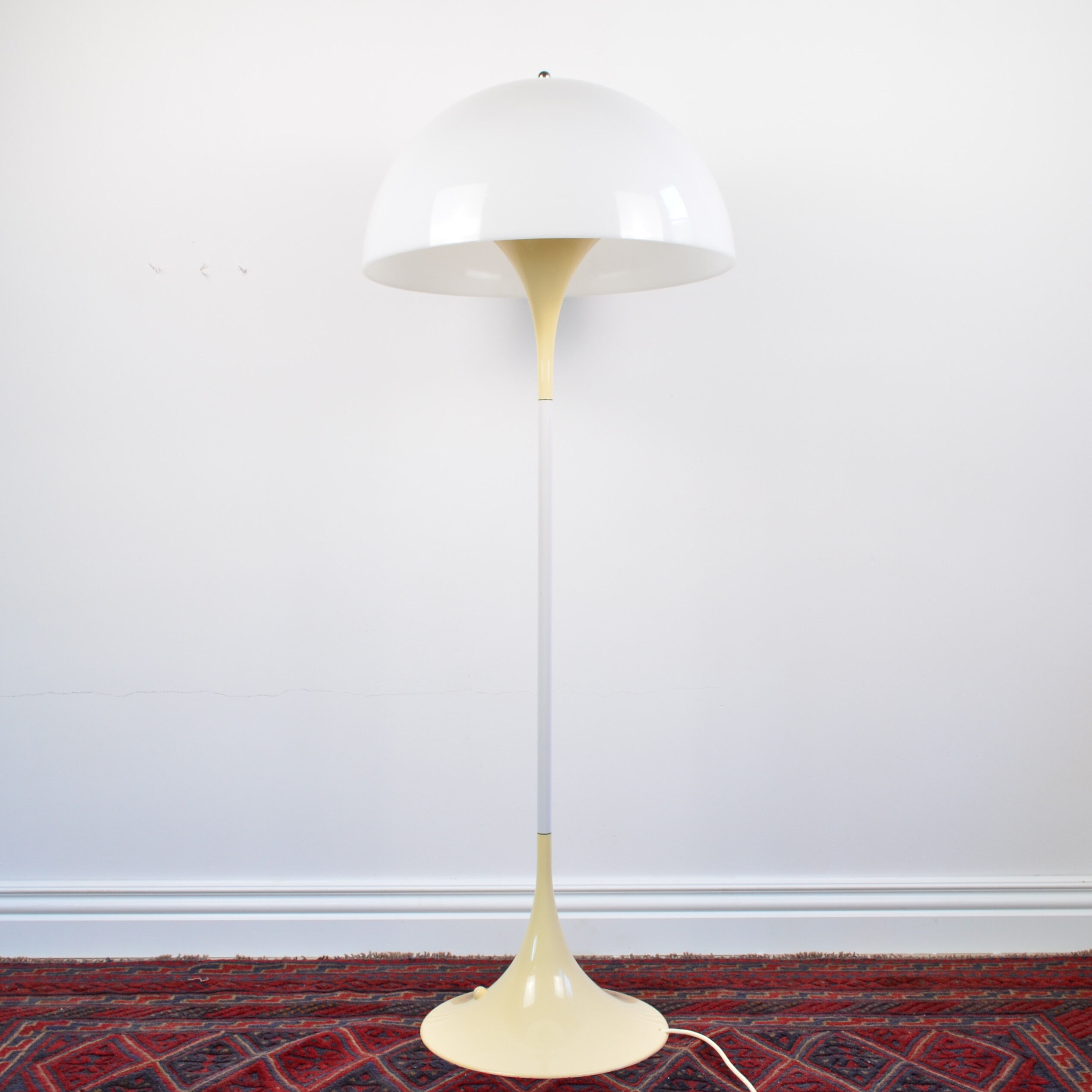 Panthella floor lamp by Verner Panton for Louis Poulsen 1970
