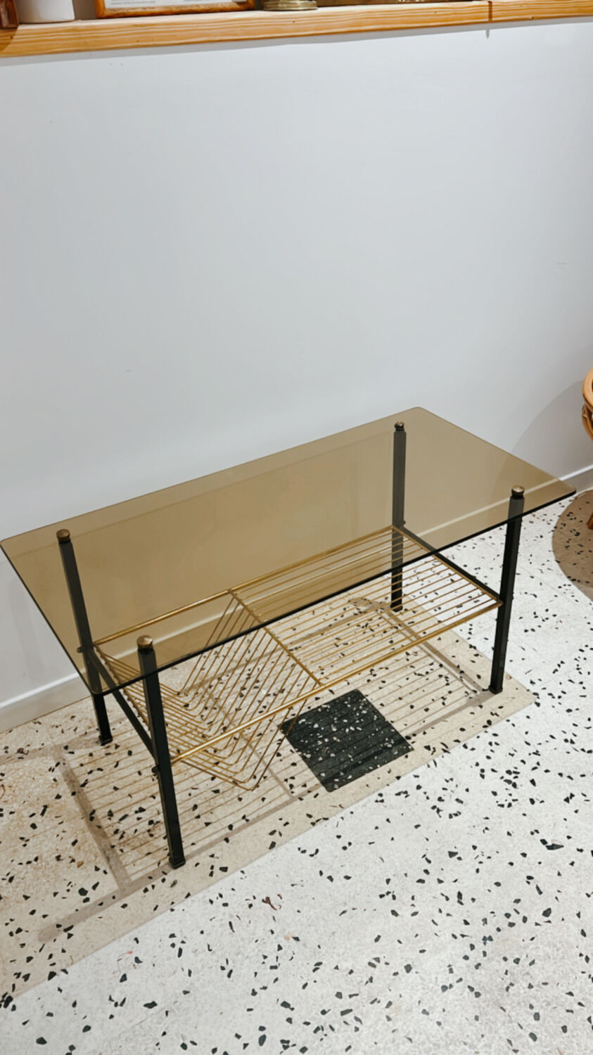 Smoked glass coffee table vinyl door