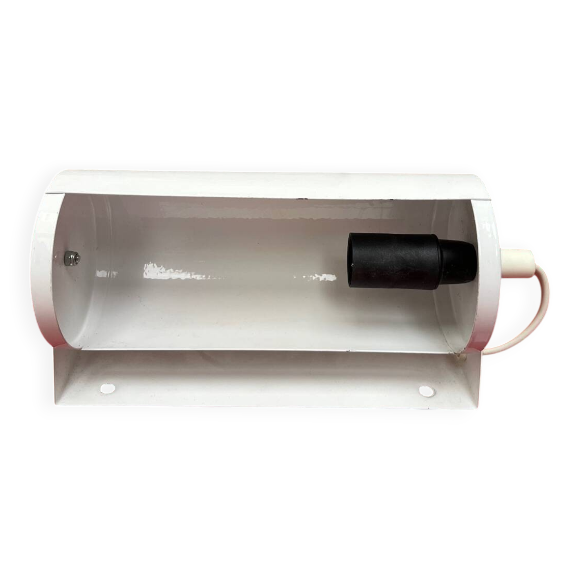 Metal wall light with shutter