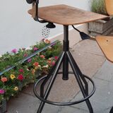 Chaise d'atelier bao
