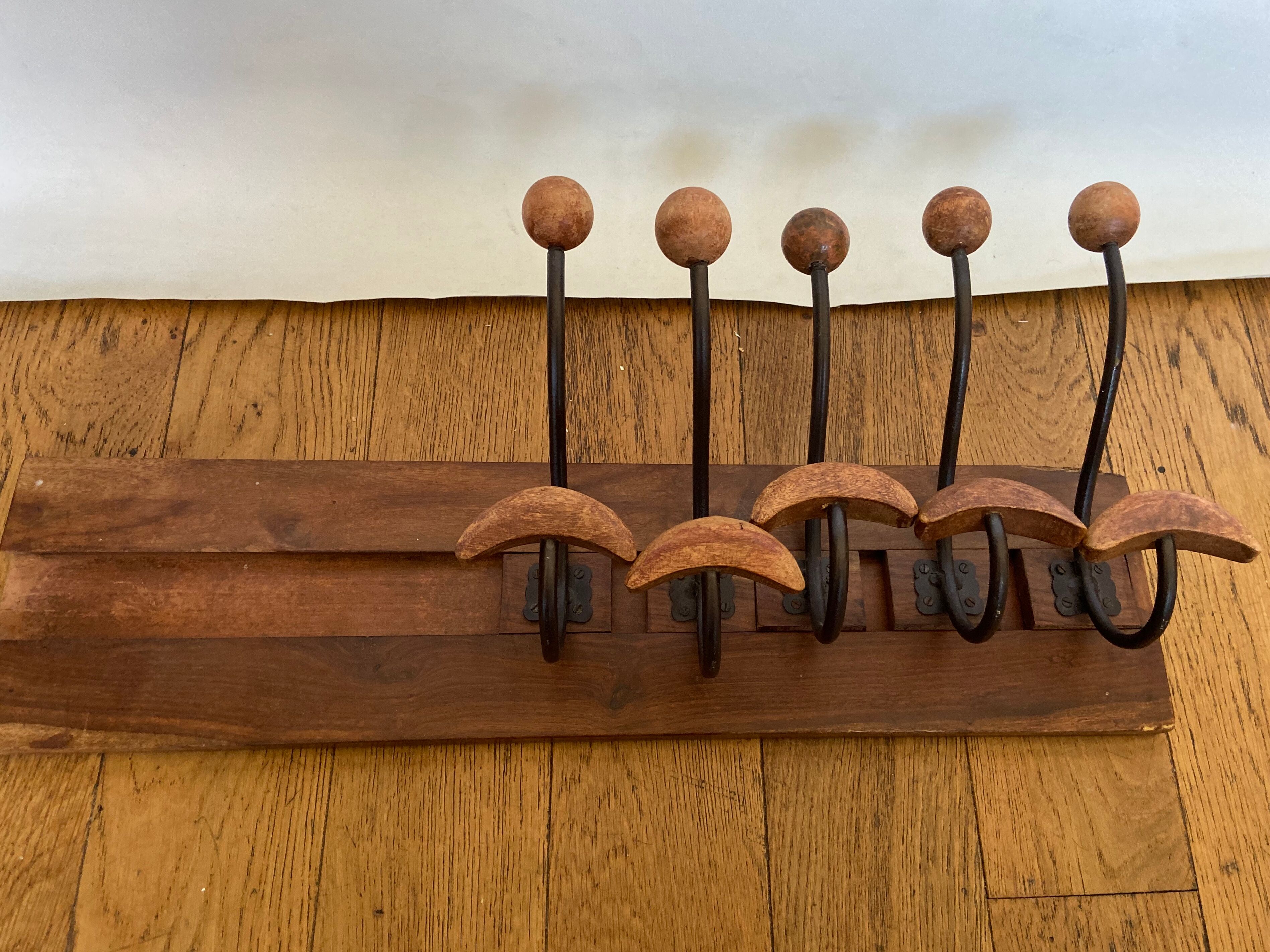 Door sliding wall coats 5 racks