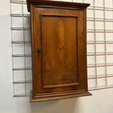 Petite armoire d’outillage