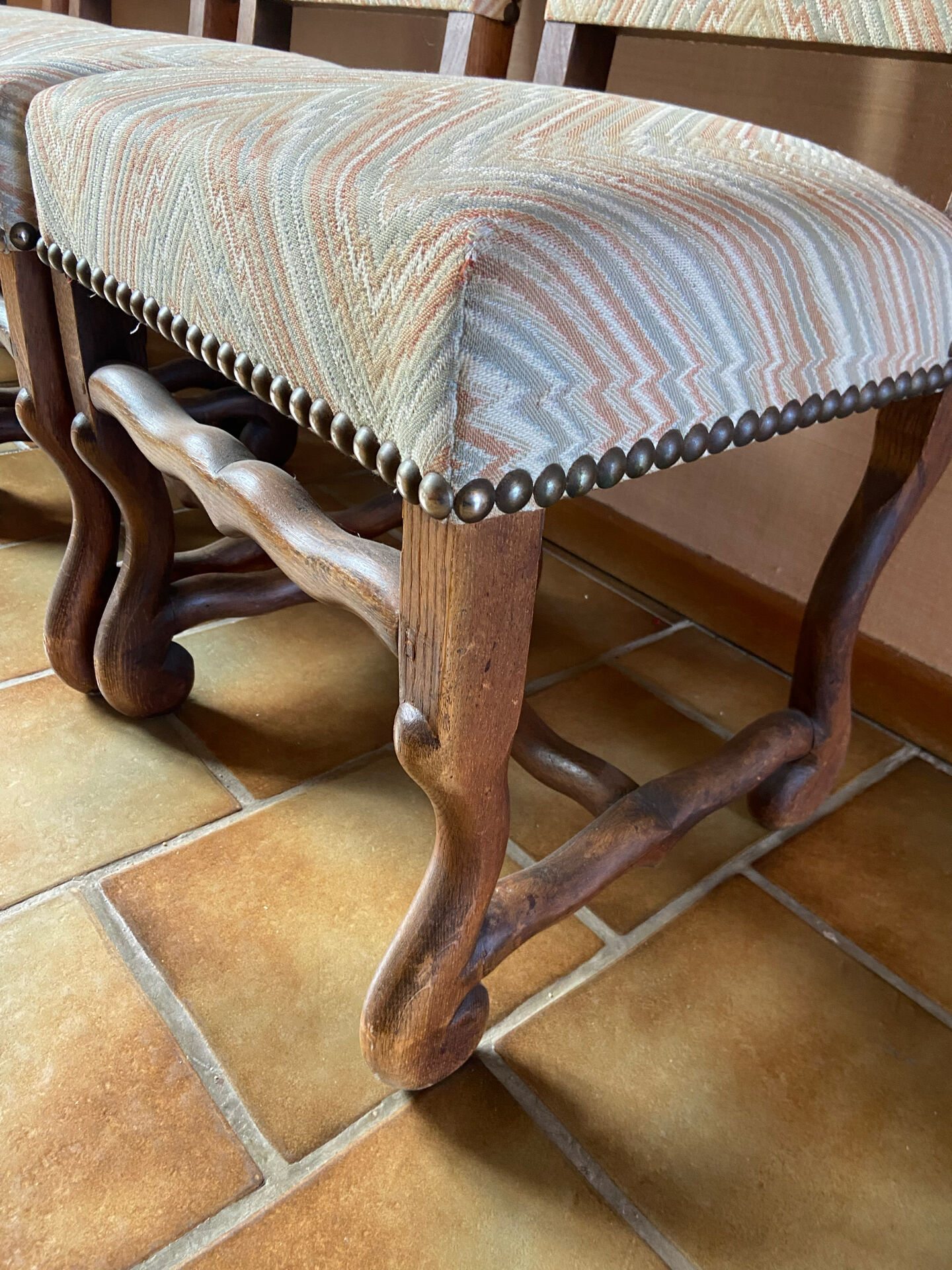 4 chaises de style  louis XIII  fin 18 eme