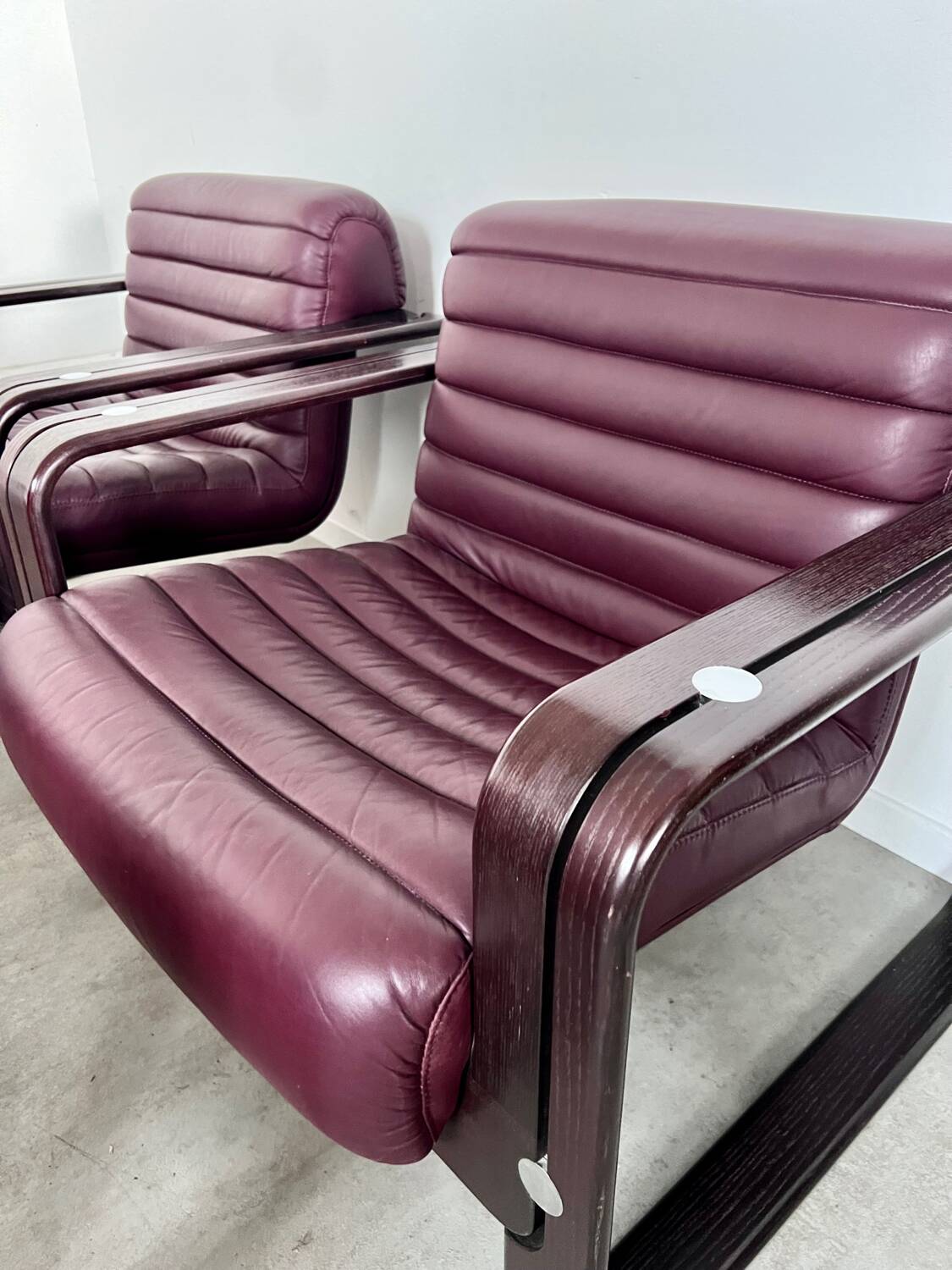 Sofa set and 2 vintage leather armchairs designed by Albert Stoll Giroflex 1970s