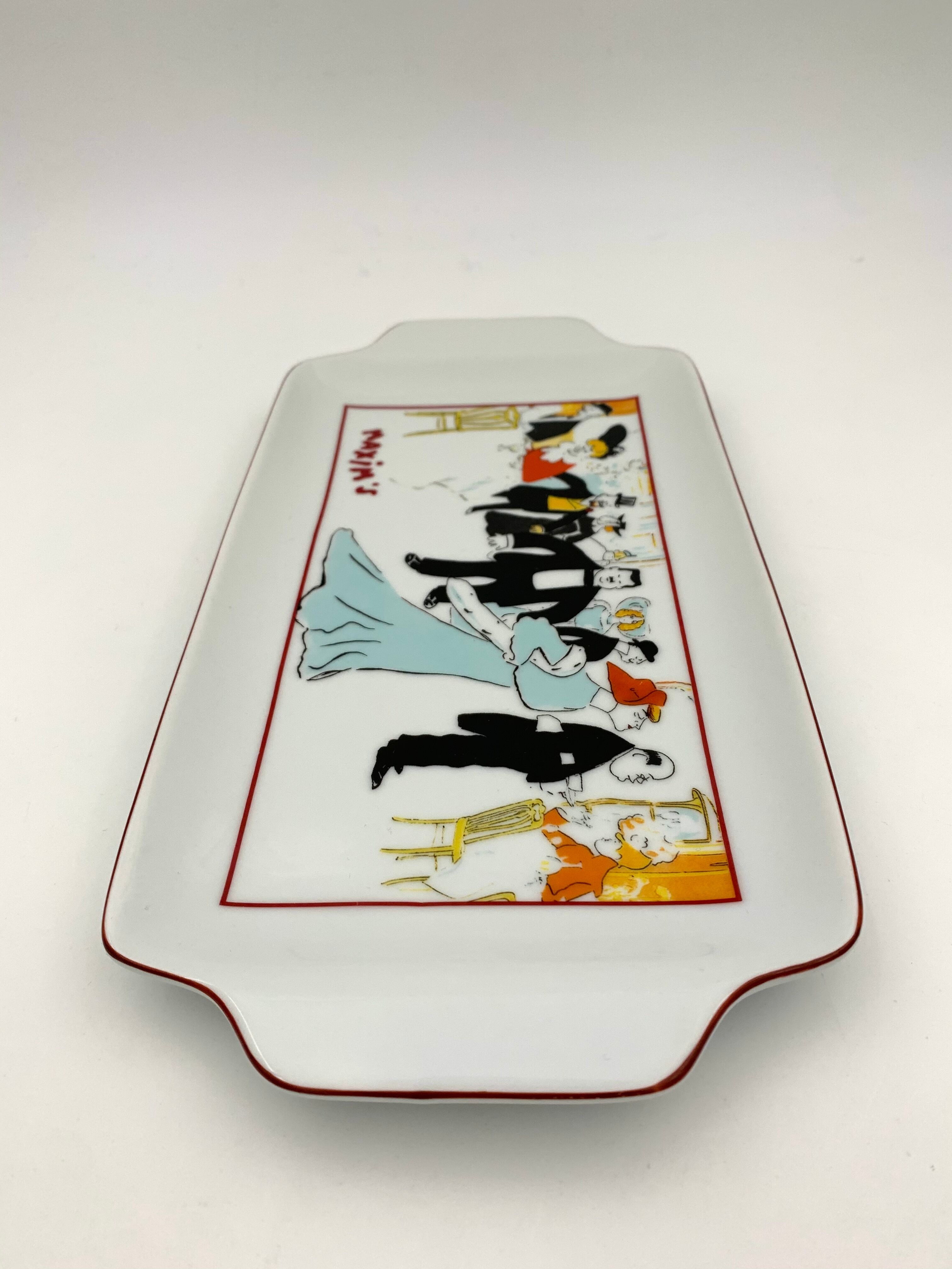 Mignardises dish or porcelain pastries, signed Maxim's de Paris - 1980s