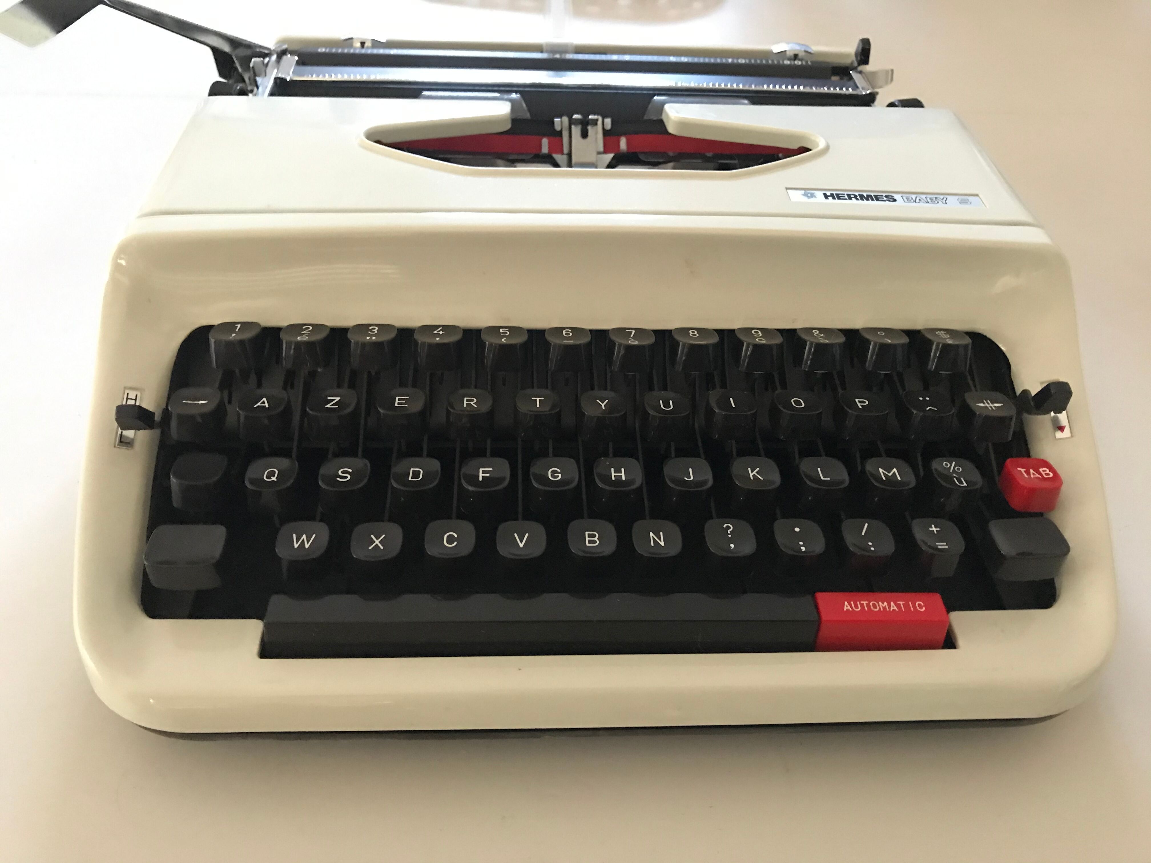 Hermes baby S typewriter 1970