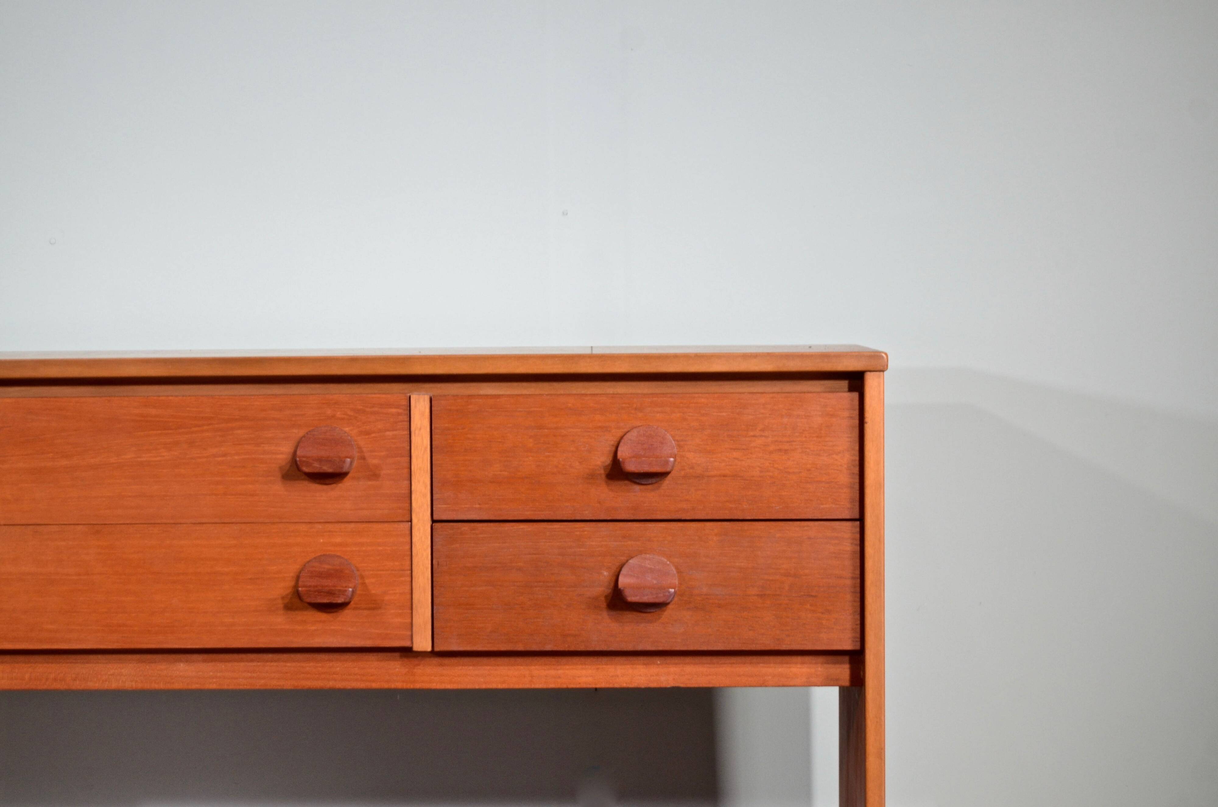 Console/Coiffeuse/Tiroirs/Siège en teck vintage « Cerf » du milieu du siècle