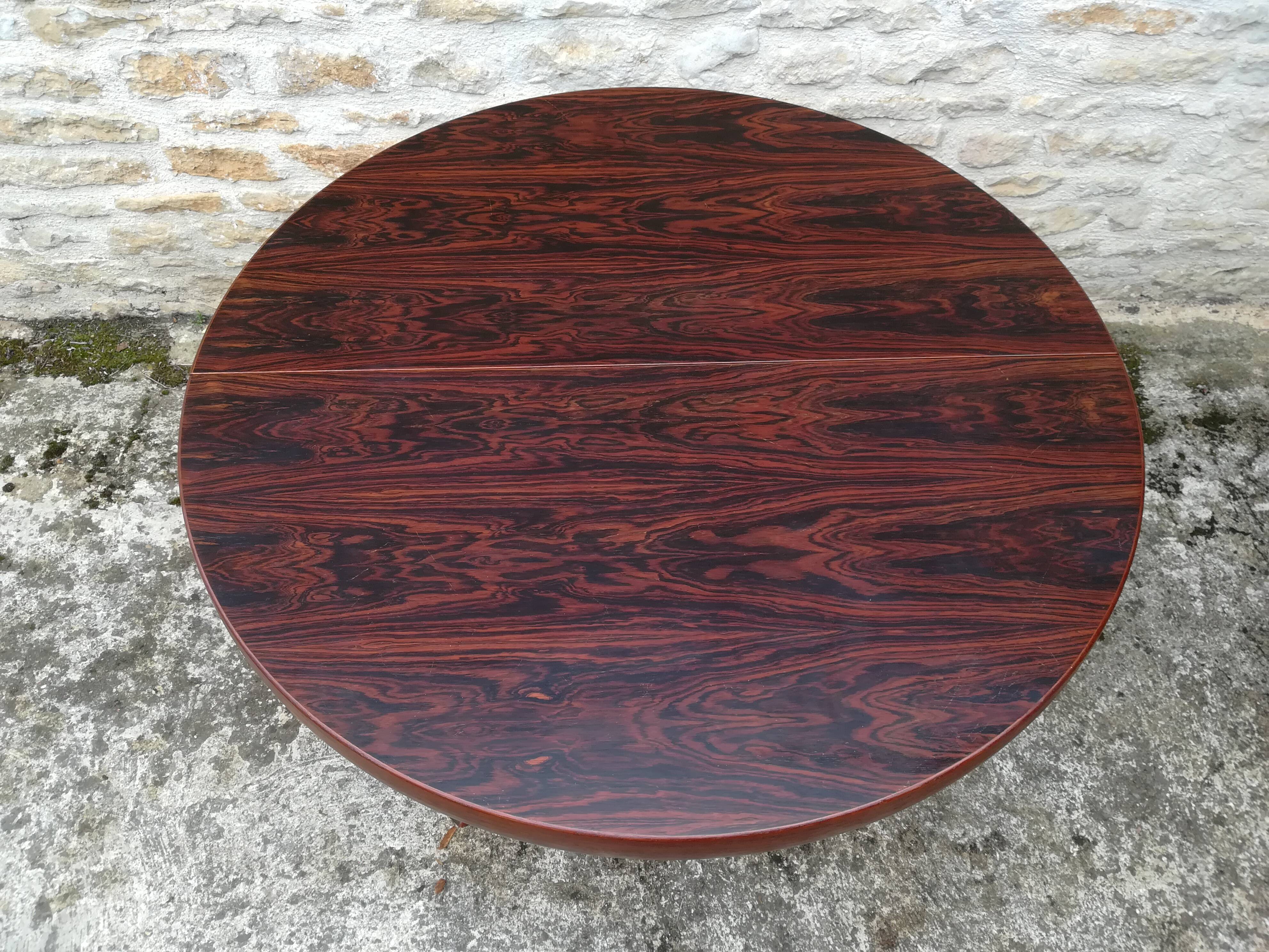 SCANDINAVIAN ROUND TABLE EXTENDED