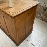 Early 20th century oak trade counter