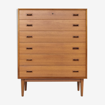 wider Danish chest of 6 drawers in teak by Omann Jun, 1960s