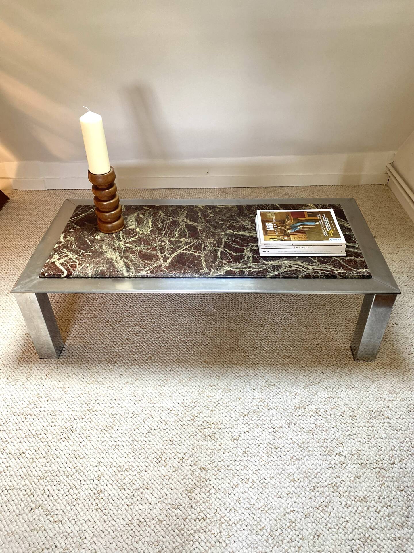 Table basse Roche Bobois en métal chromé et marbre