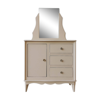 Dressing table