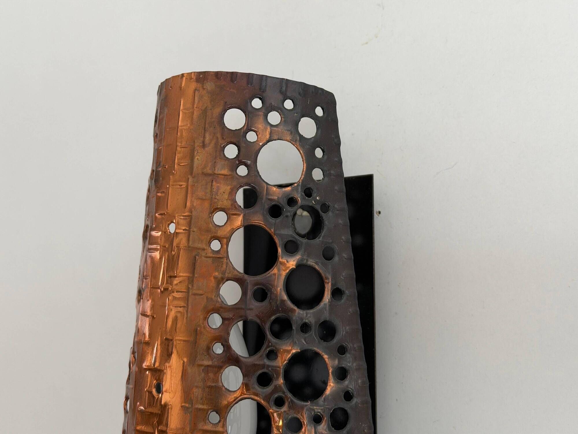 Simple metal wall light in brutalist style, 1970s, Germany.