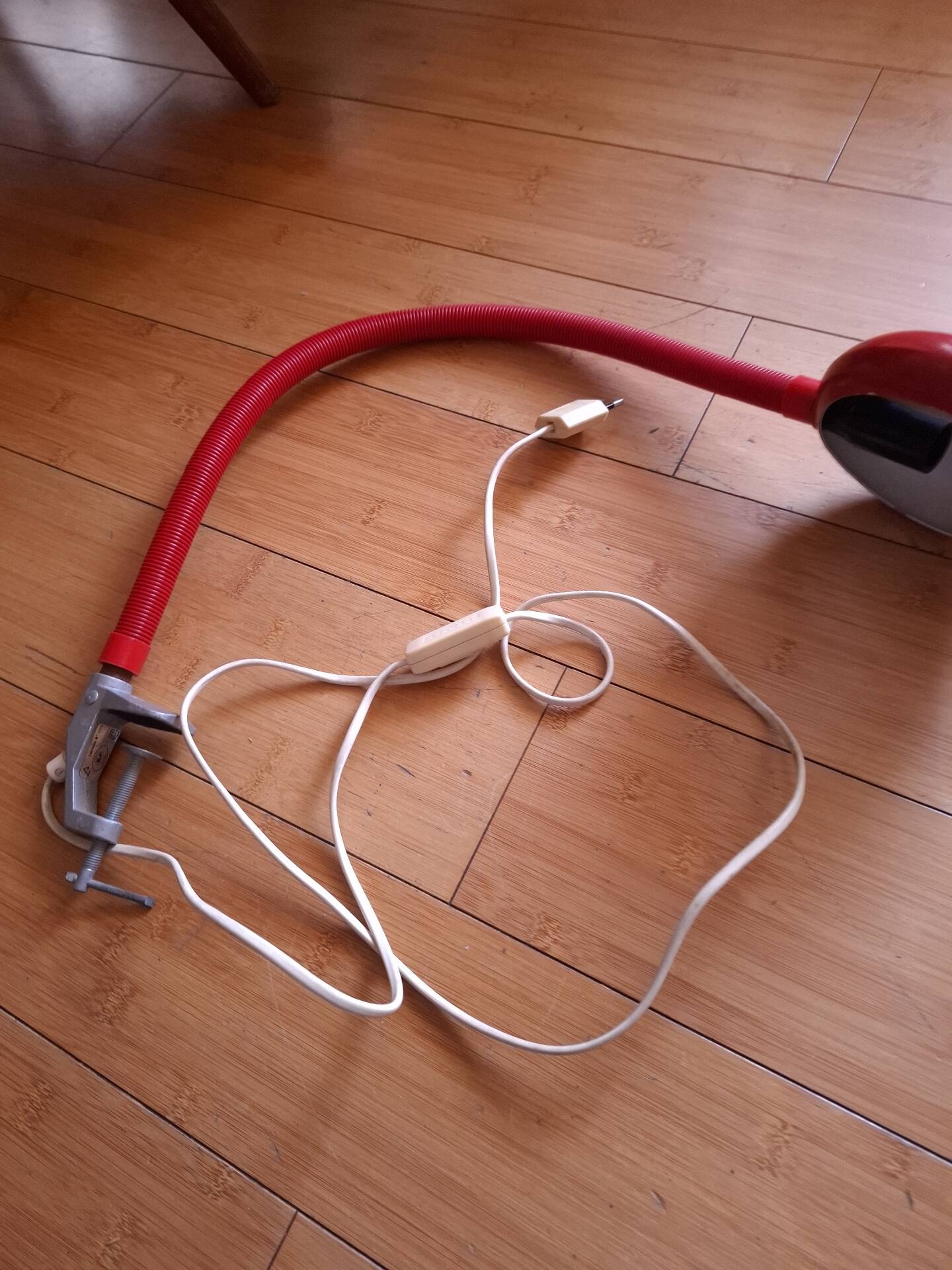 Lampe serpent à étau années 80'S