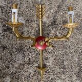 Empire-style arrow wall light