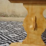 Table monastère en bois