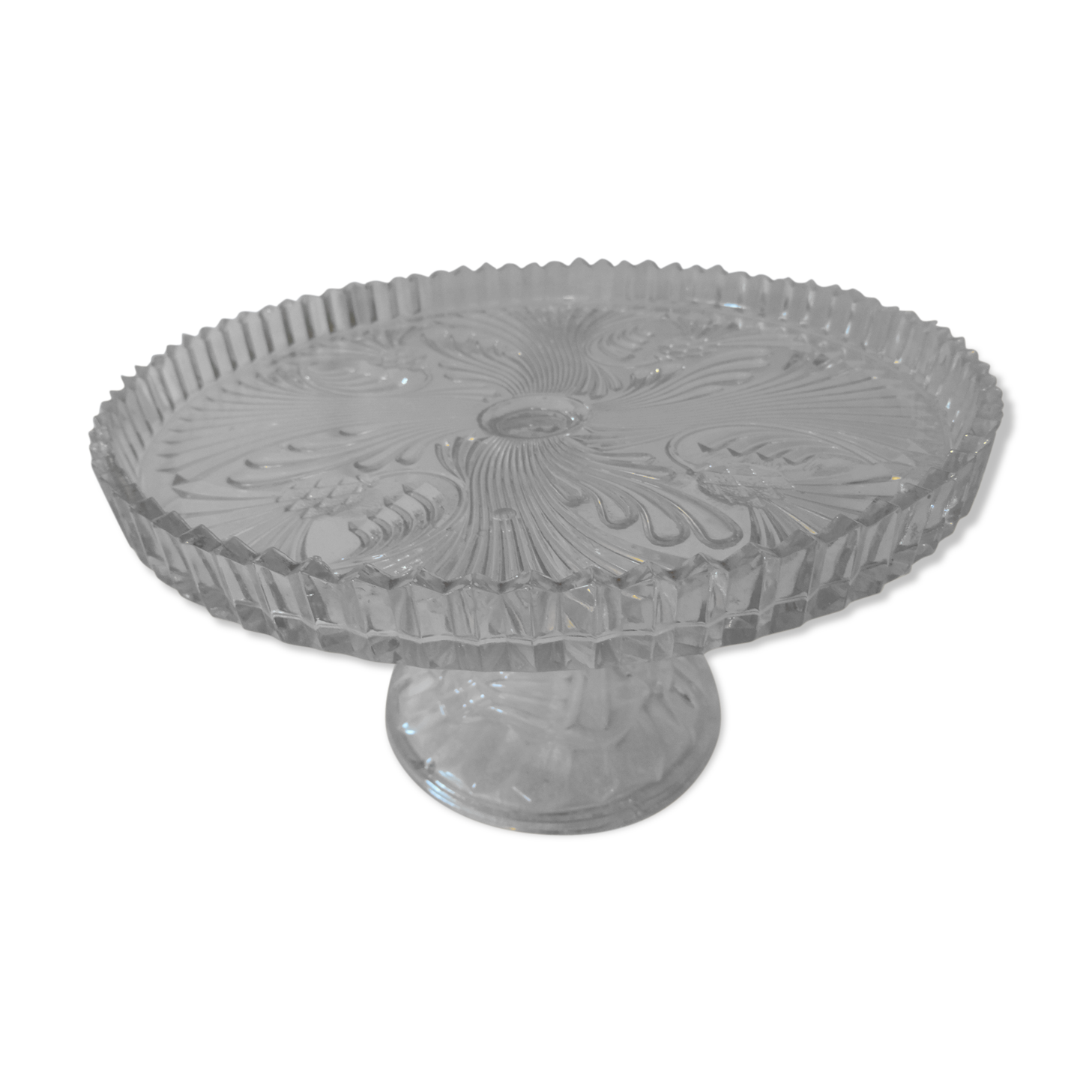 Blueberry decoration cake cut