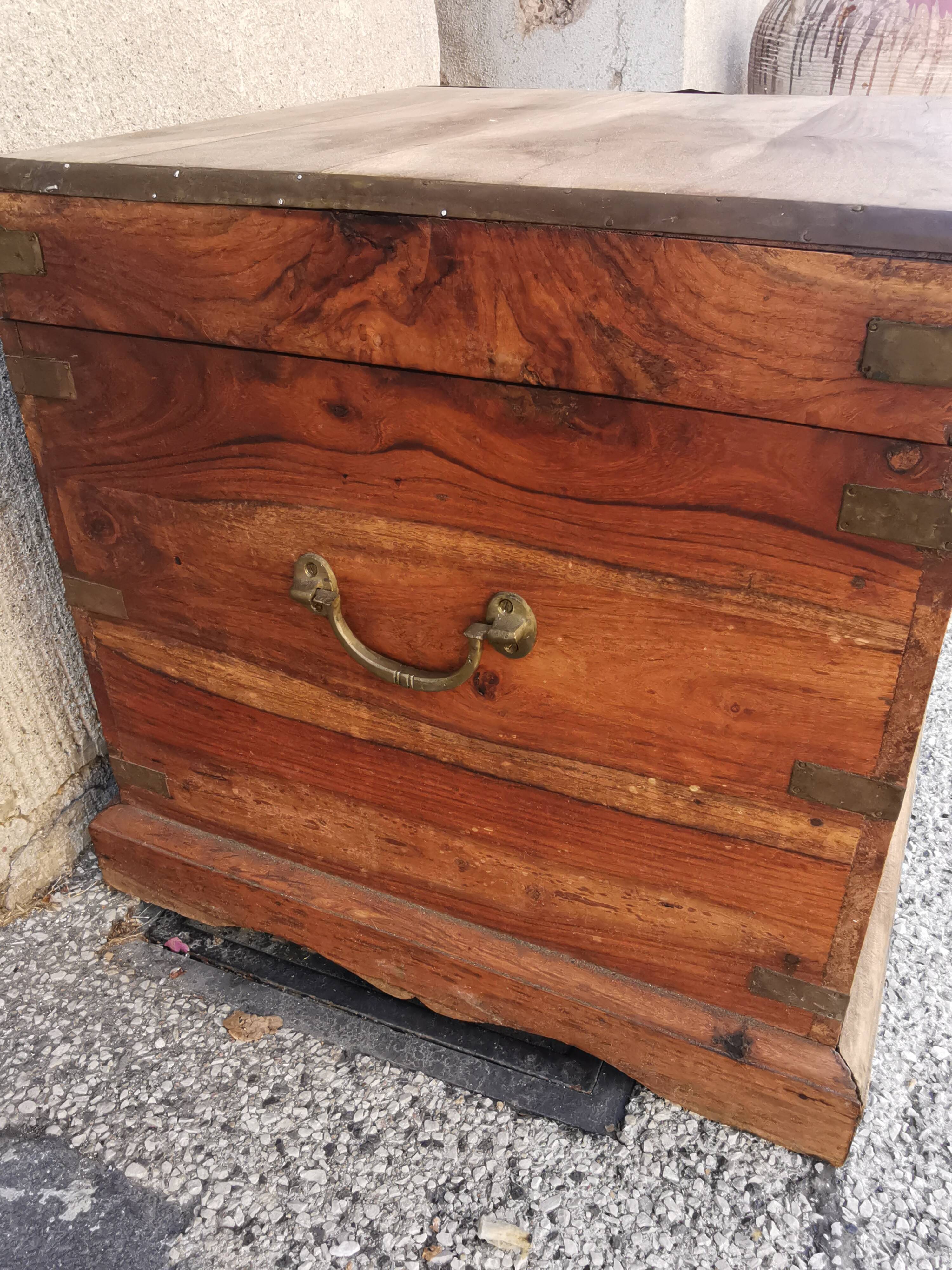 Old chest made of rosewood of the Indies