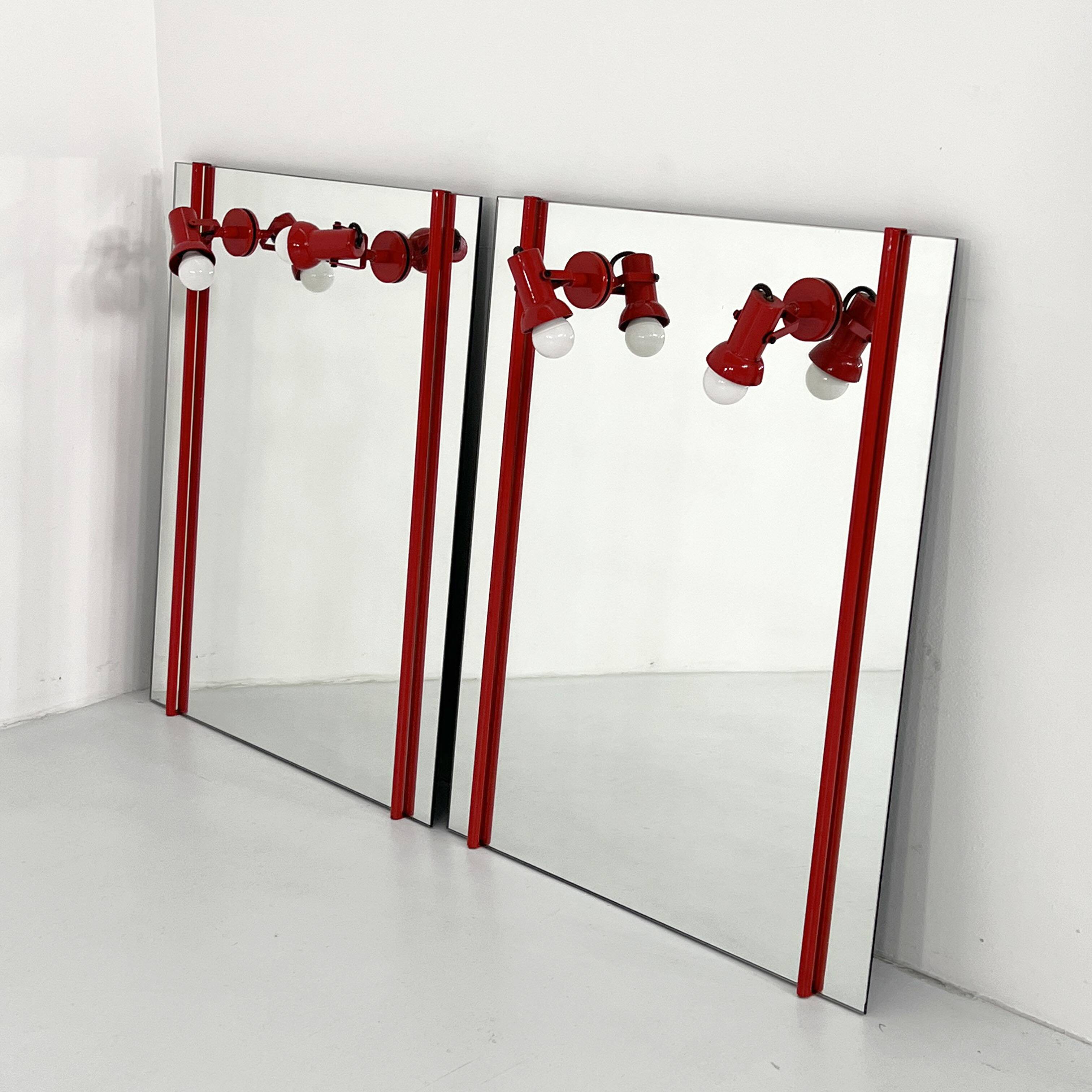 Mirror with adjustable red integrated bulbs, 1970