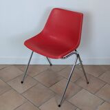 Lafargue L202 stackable chairs