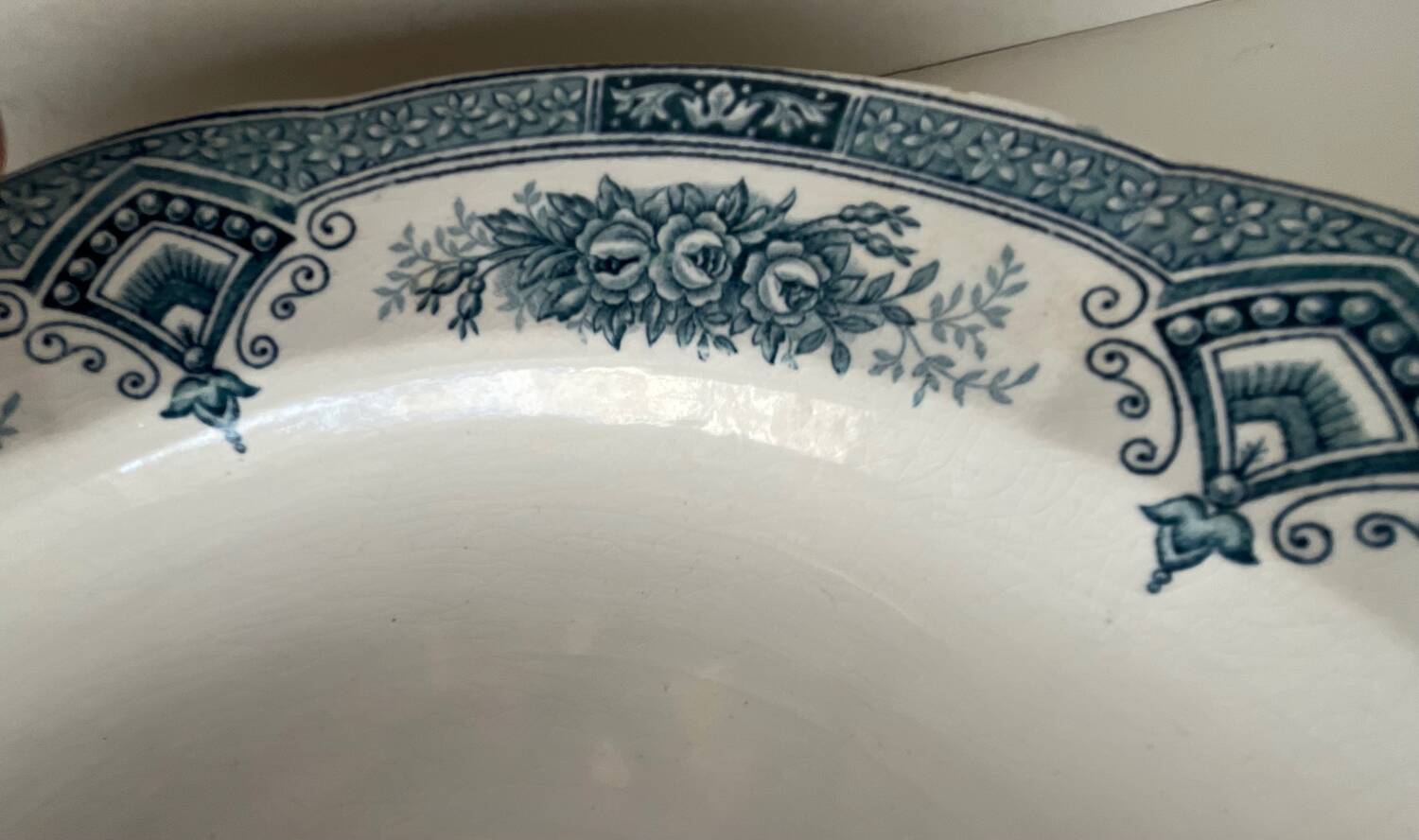 Ironware dish from Onnaing