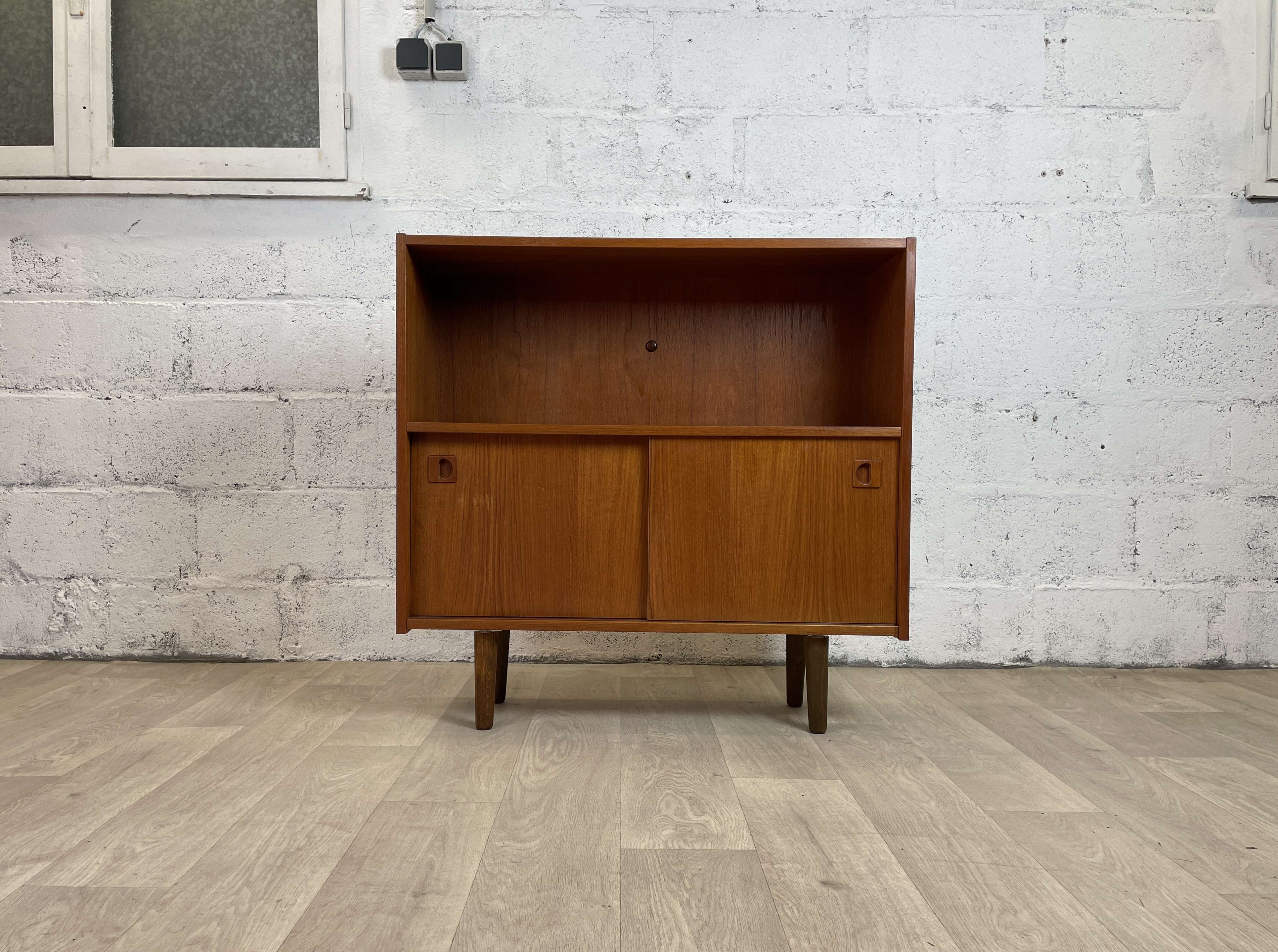 Scandinavian teak buffet 60s