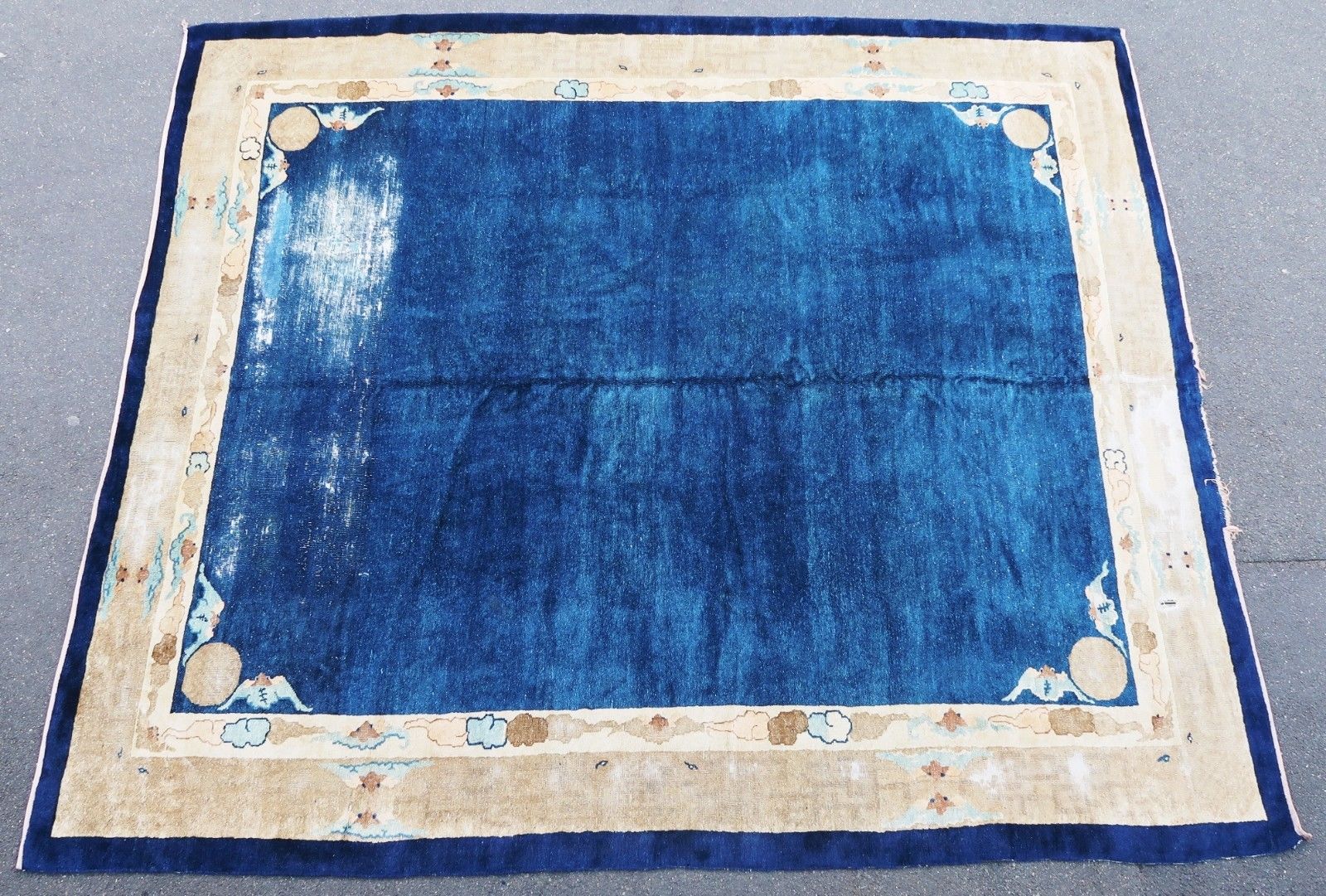 Chinese rug 19th century 287 X 243 cm