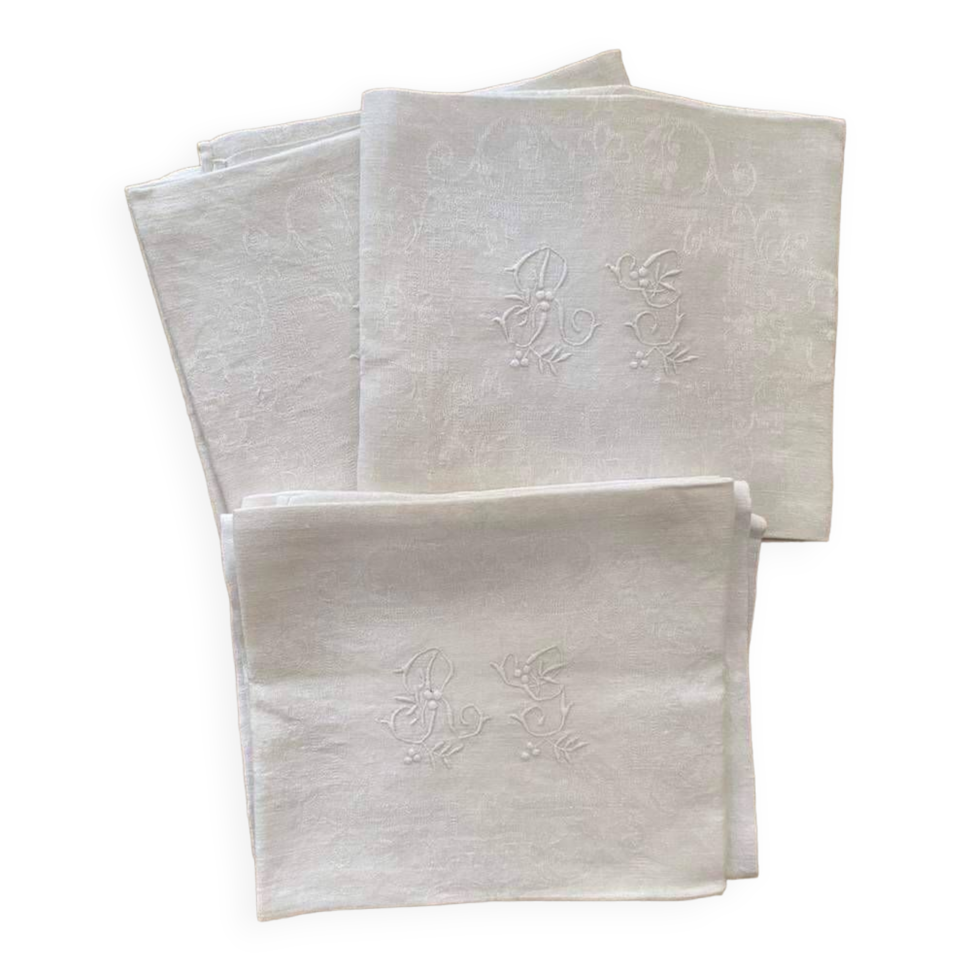 12 napkins in linen damask embroidered RG late 19th century.