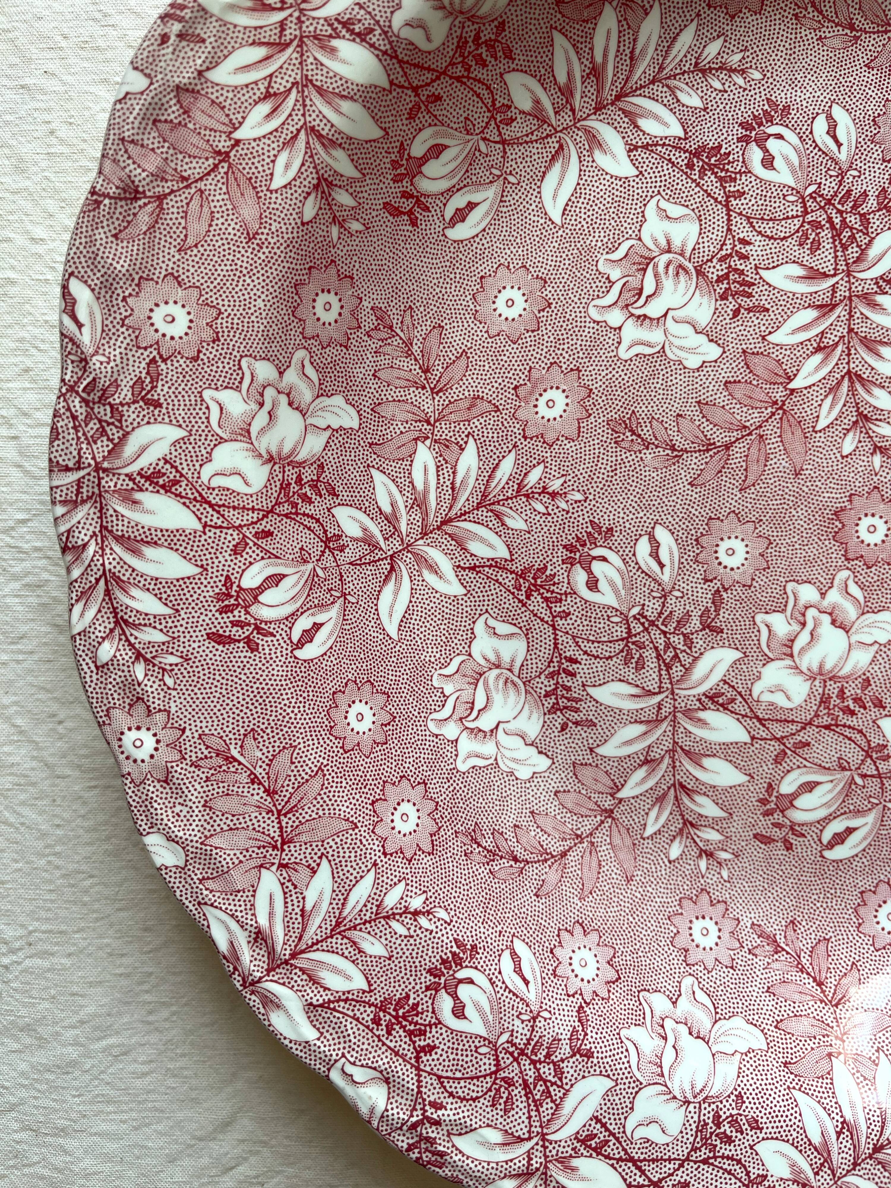 Hollow dish in English earthenware Royal Tudor Velvet