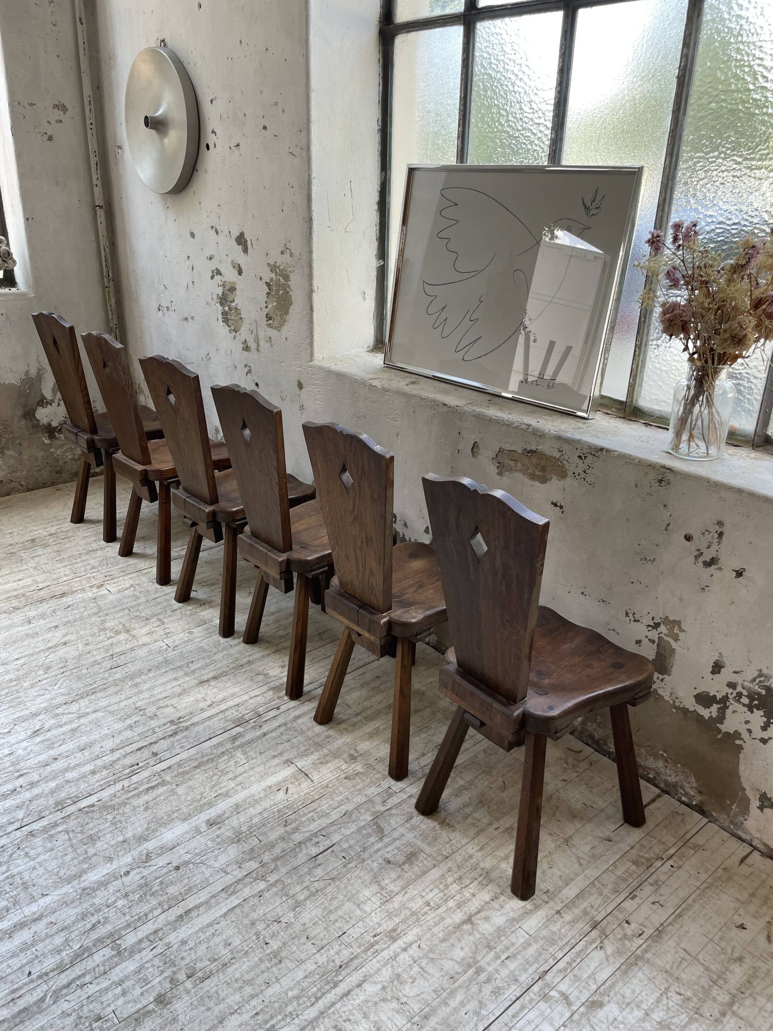 Solid oak chairs Savoyard cap popular art