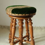 Napoleon III piano stool