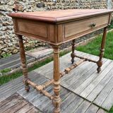 Small desk in pichepin 1900