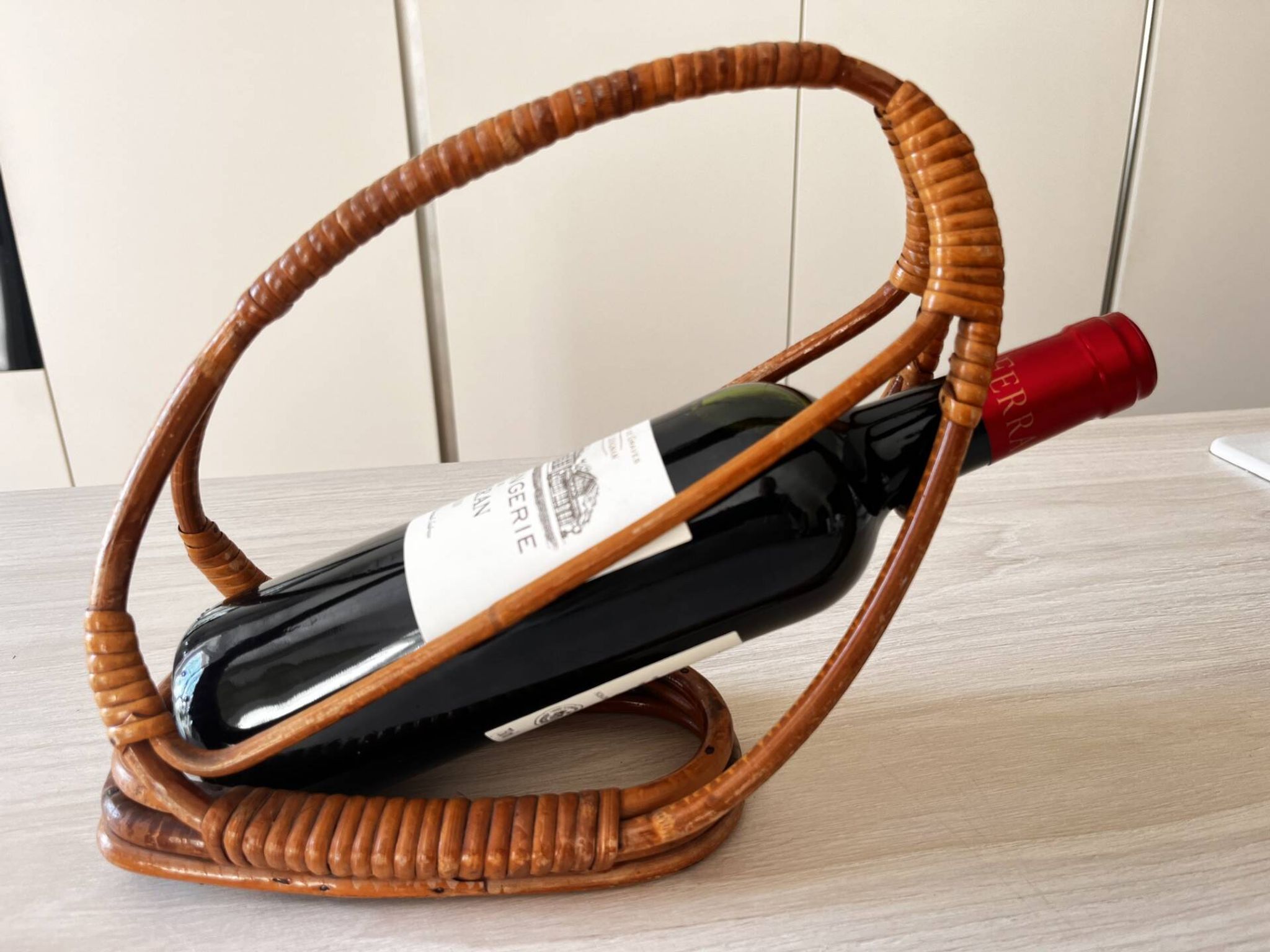Rattan bottle holder