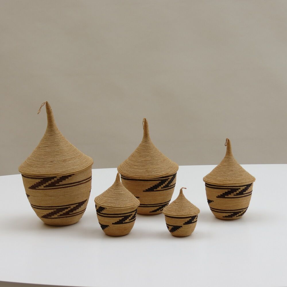 Set of 5 vintage tutsi rwanda rattan decorative lidded pots 1970s