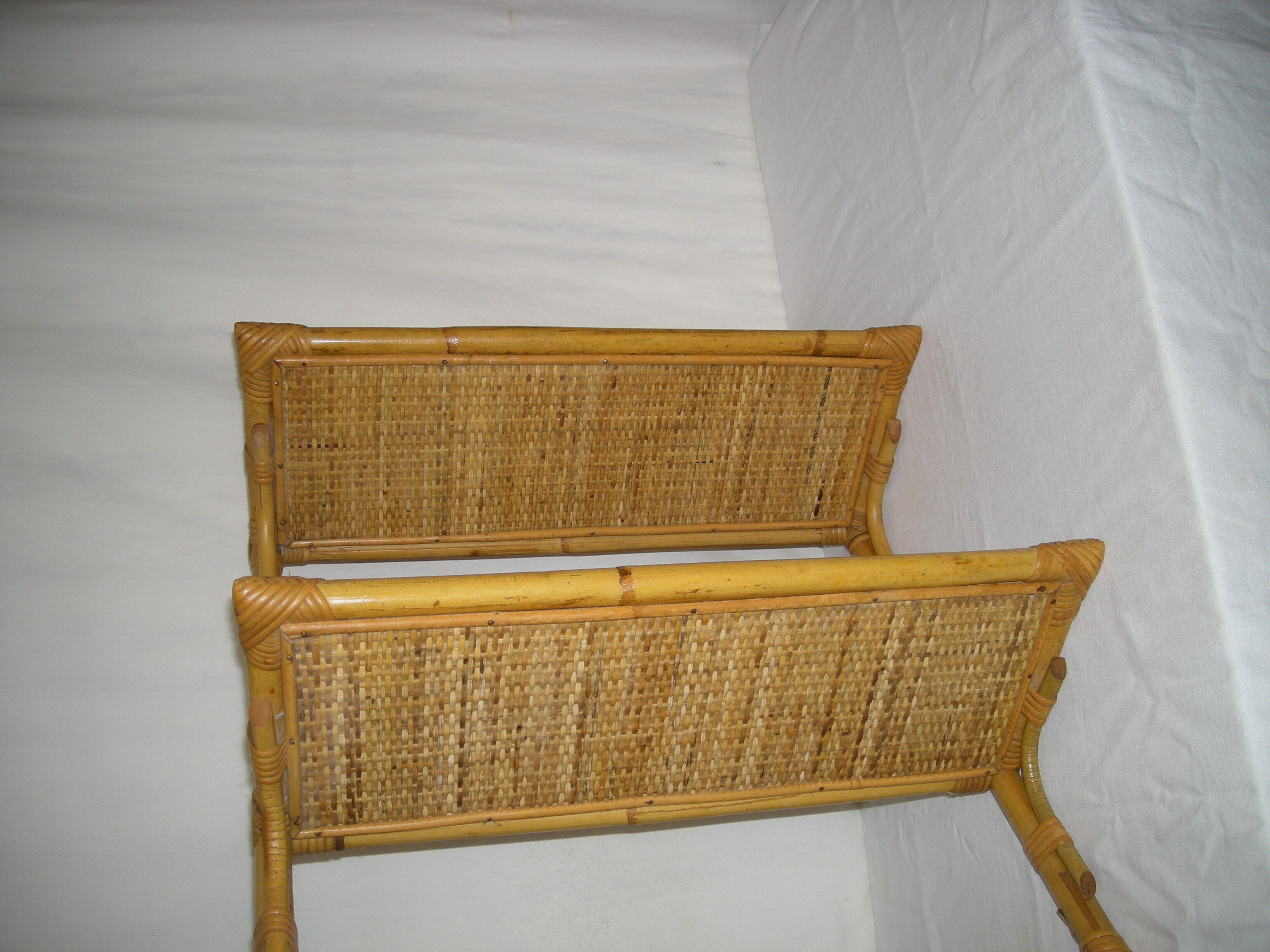 Rattan wall shelf - 60s bamboo