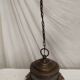 Suspension vintage bronze et opaline