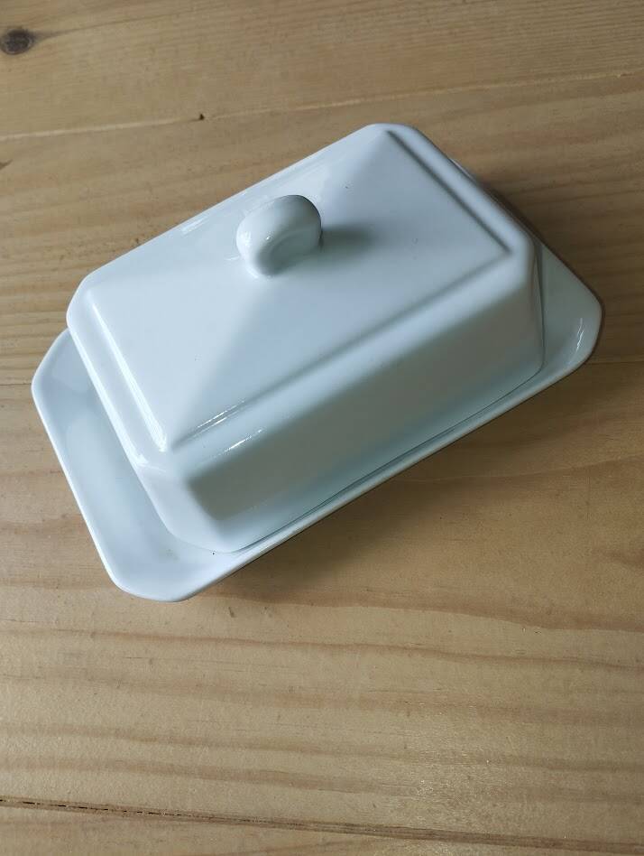 Vintage butter dish with lid in Limoges porcelain - Signed MPS