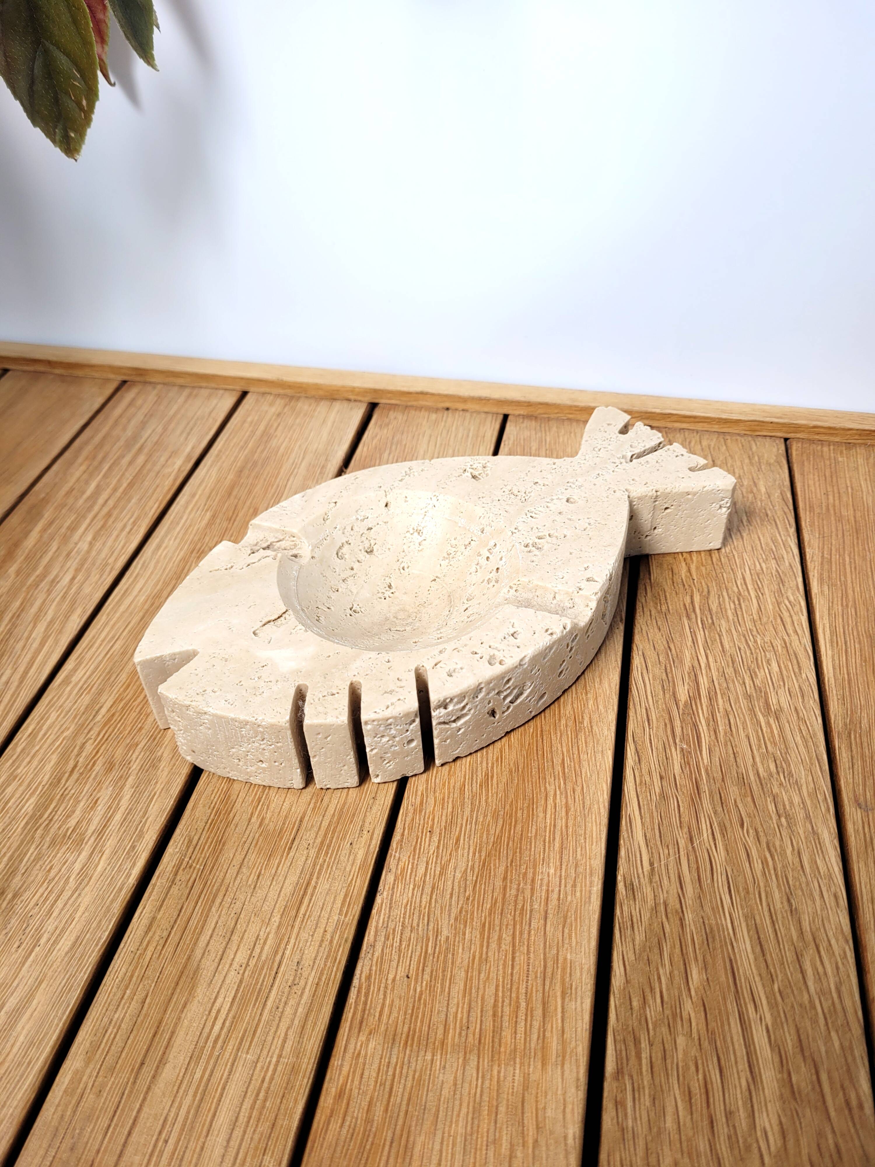 Empty ashtray travertine marble pocket 1970