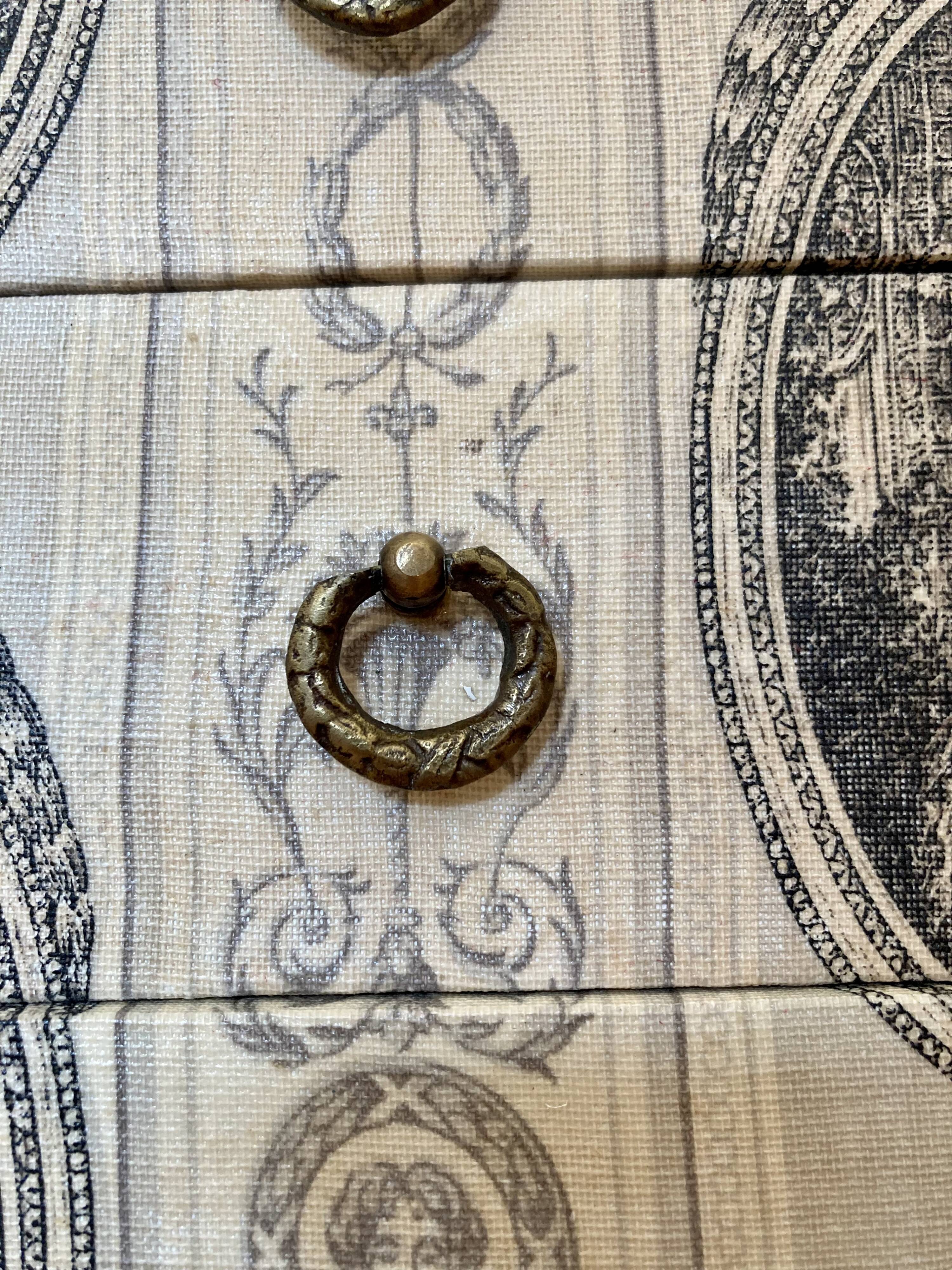 Meuble style Louis XV toile de Jouy