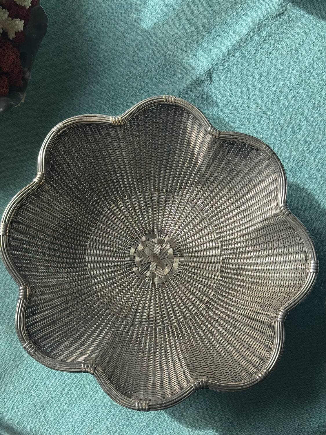 Vintage wicker basket in silver metal