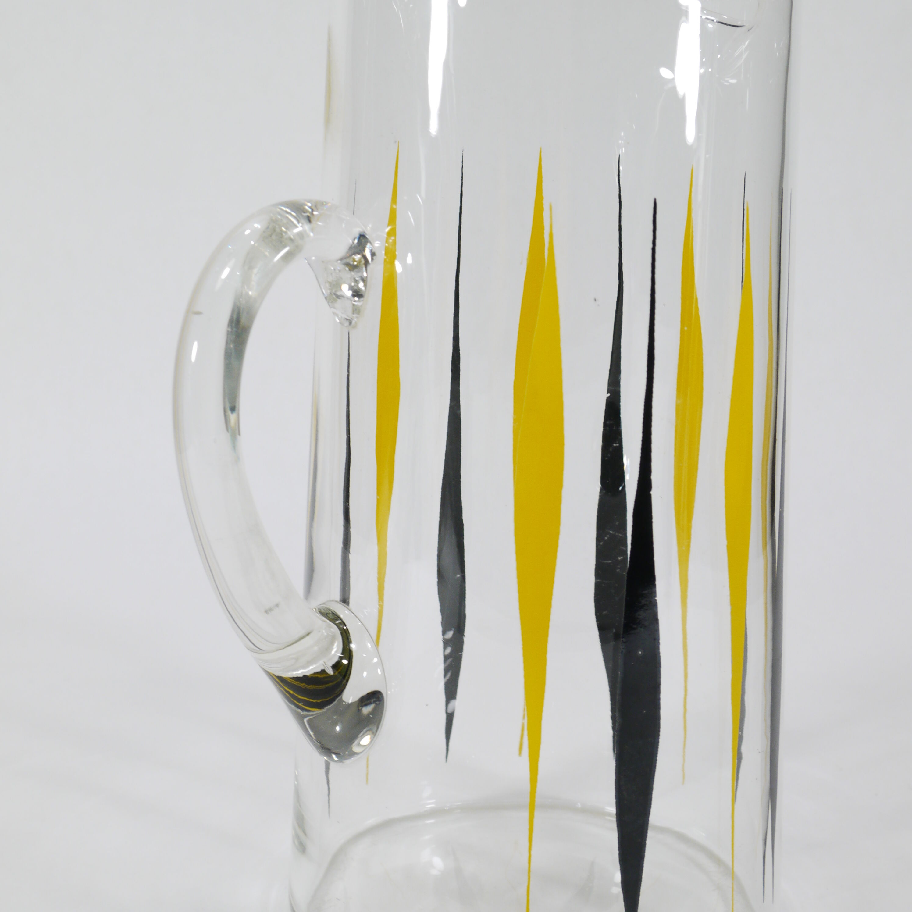 Pitcher with lemonade