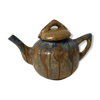 Sandstone teapot