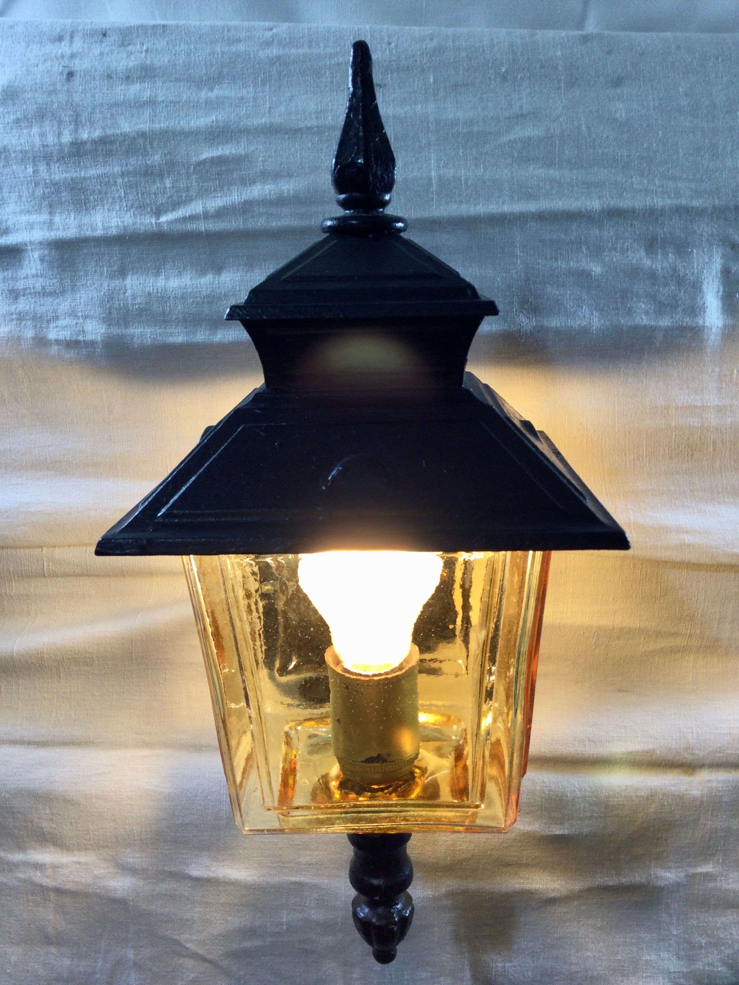 Outdoor lantern