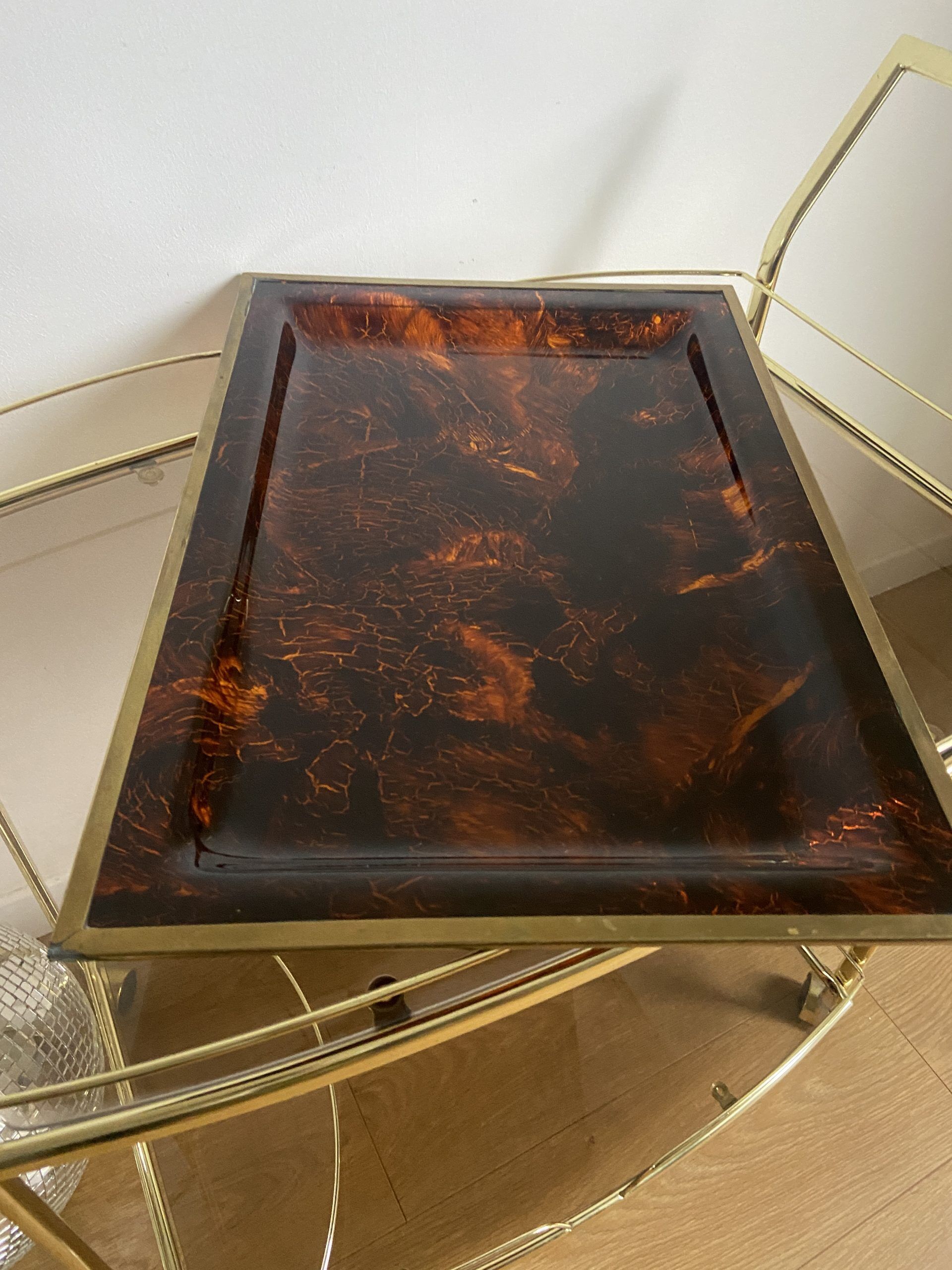 Large serving tray in lucite and brass circa 1970