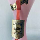 Vase en opaline rose