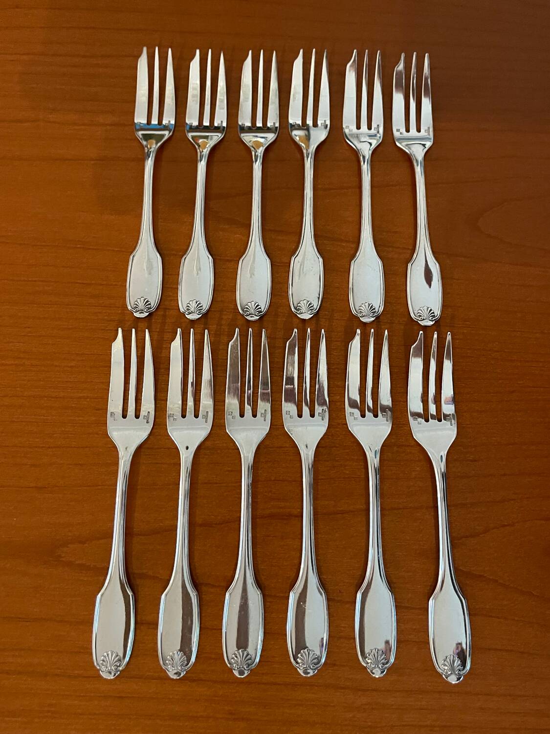 Christofle 12 cake forks 15.5 cm very good condition