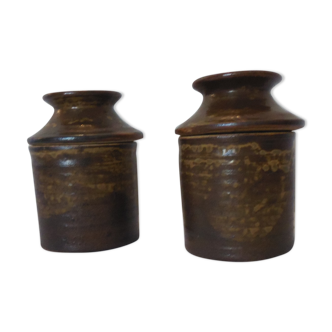 2 pots in gres with signed lid